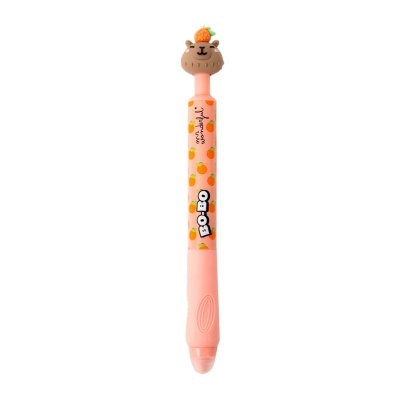 Caneta cor-de-rosa com padrão de laranjas e tampa com figura de urso e laranja