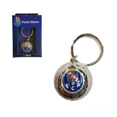 Porta-chaves metálico com emblema do FC Porto em embalagem azul