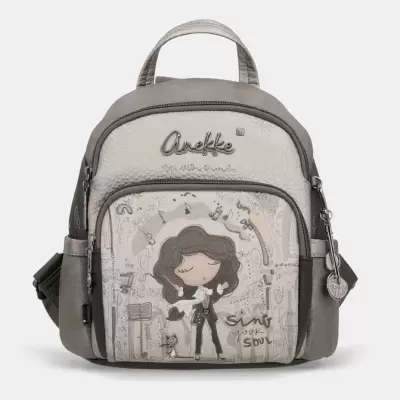 Mochila cinza e bege com desenho de menina e gato e texto Sing your soul