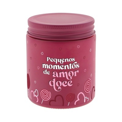 Frasco rosa com texto Pequenos momentos de amor doce e decoração de corações e pirulitos
