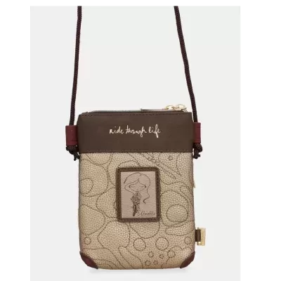 Bolsa pequena bege e castanha com padrão e texto ride through life