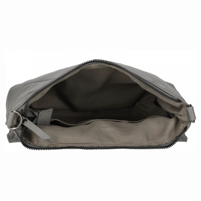 Mala cinzenta aberta mostrando o interior com fecho de correr