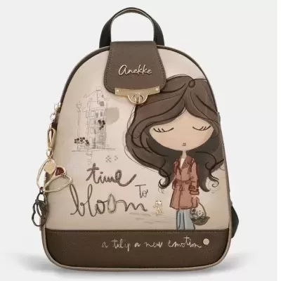 Mochila pequena bege e castanha com desenho de rapariga e texto decorativo