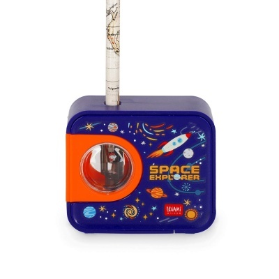 Afiador de lápis com design espacial azul e laranja