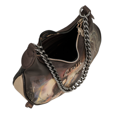 mala castanha com alça de corrente e padrão artístico abstrato