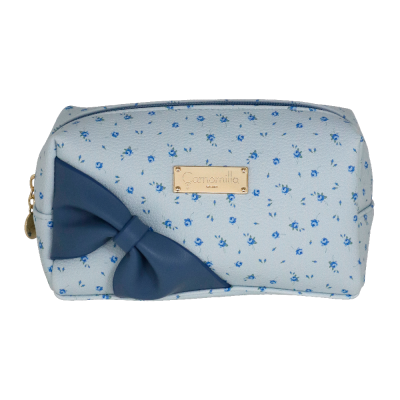 Necessaire branca com flores azuis e laço azul escuro