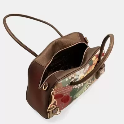 Mala tote castanha em couro com padrão colorido e pendente dourado
