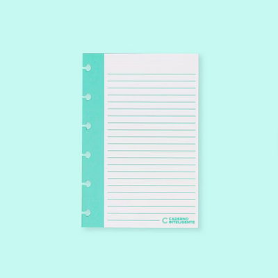 Folha de papel branca com linhas azuis e margem azul turquesa com furos