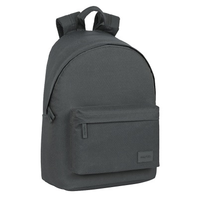 Mochila preta de tecido com bolso frontal e alças largas