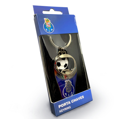 Porta-chaves metálico com bola de futebol e embalagem azul do FC Porto