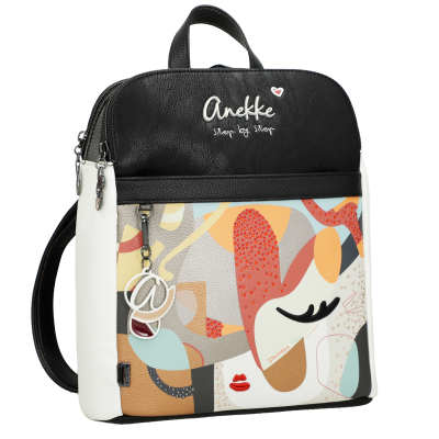 Mochila Anekke preta e branca com padrão abstrato colorido e chaveiro.