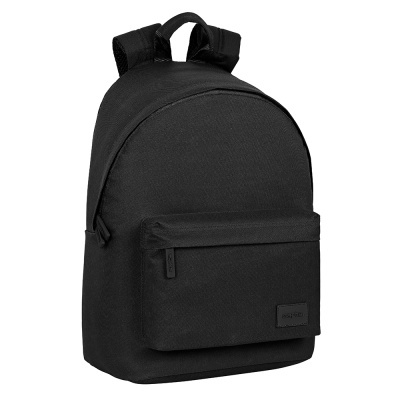 Mochila preta com bolso frontal e alças acolchoadas