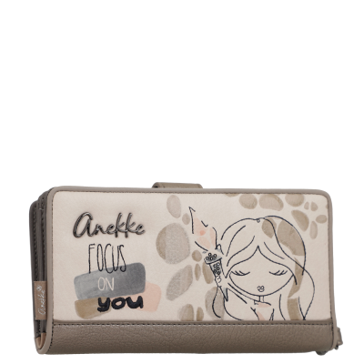 Carteira bege e cinza com ilustração de menina e texto Anekke FOCUS ON you
