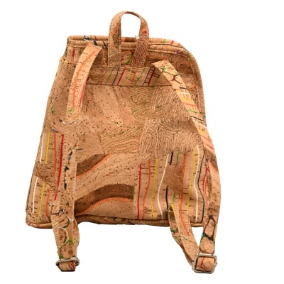 Mochila de cortiça natural com padrões coloridos e alças ajustáveis