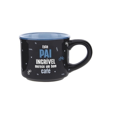 Caneca preta com texto azul e branco e desenhos de bicicletas azuis