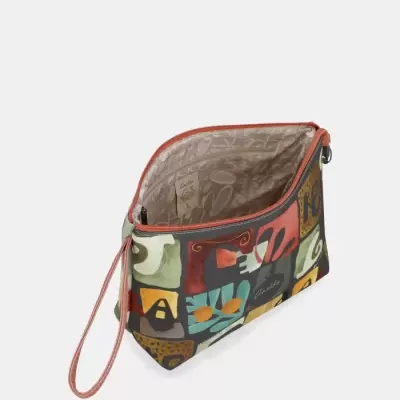 Necessaire colorida com padrão abstrato e fecho de correr