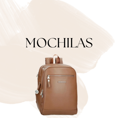 mochila castanha camel com bolso e etiqueta metalizada