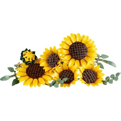 Girassóis artificiais amarelos com centros castanhos e folhas verdes