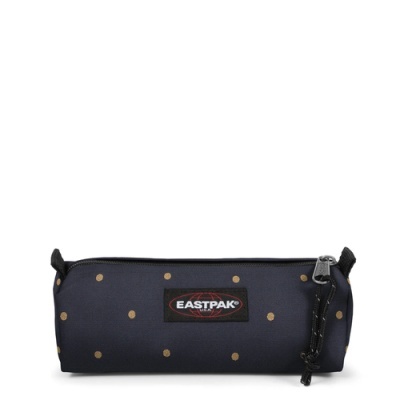 Estojo escolar azul escuro com pontos amarelos e etiqueta EASTPAK