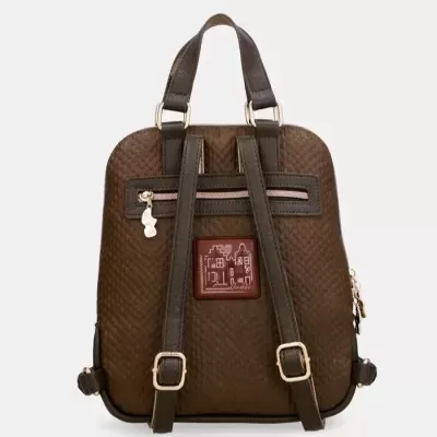 Mochila castanha texturizada com alças ajustáveis e etiqueta frontal Anekke