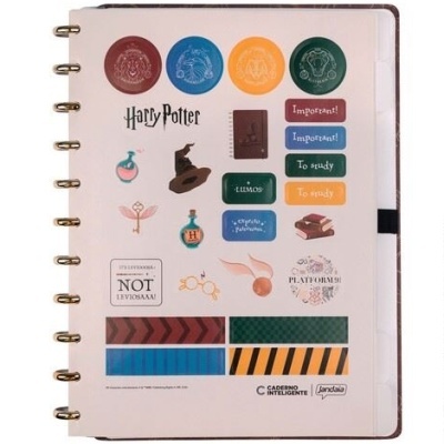 Caderno inteligente Harry Potter com autocolantes de temas da saga e capa branca