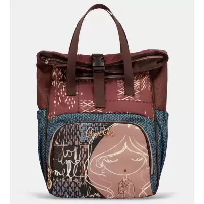 Mochila multicolor com estampa feminina e padrão abstrato