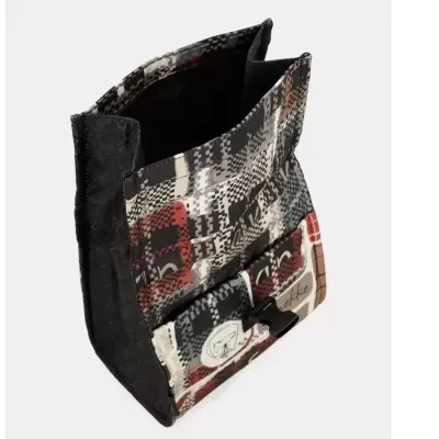 Bolsa de tecido xadrez com bolso frontal e fecho plástico preto