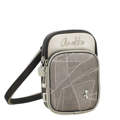 Bolsa pequena de ombro cinza e bege com padrão de linhas entrecruzadas e texto Anekke