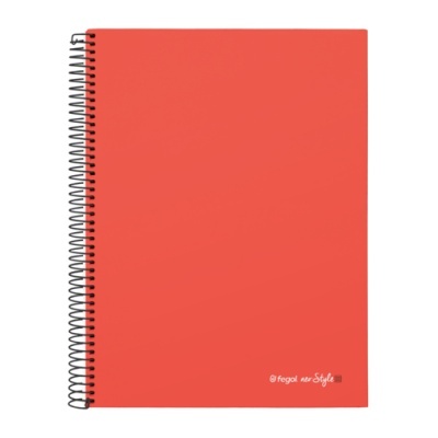 Caderno vermelho com espiral preta e texto branco canto inferior direito