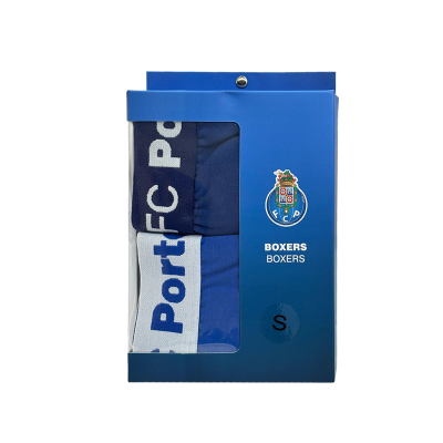 Caixa azul com dois boxers azuis e texto BOXERS S