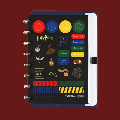 Caderno inteligente com autocolantes de Harry Potter coloridos