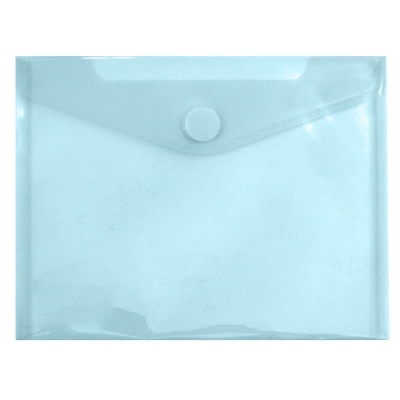 Envelope transparente em plástico azul claro com botão de fecho
