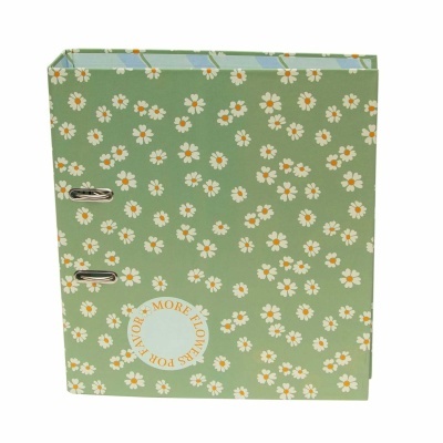 Arquivo verde com padrão de margaridas brancas e argolas metálicas