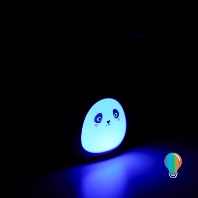 Luz de presença panda iluminada azul em fundo escuro