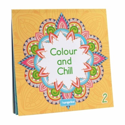 Livro de colorir com capa amarela e padrão mandala colorido