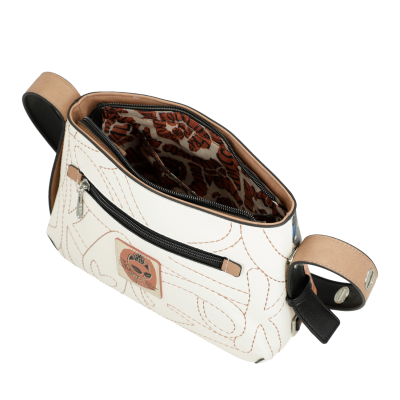 Bolsa de cintura branca com padrão bordado, fecho preto e interior com padrão floral