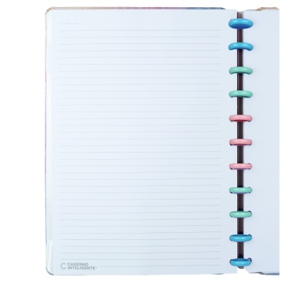 Folha branca pautada de caderno com argolas coloridas e texto CADERNO INTELIGENTE