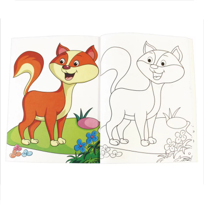 Livro de colorir com desenho de raposo colorido e a preto e branco