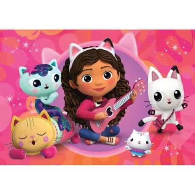 Boneca com guitarra rosa e quatro figuras de gatos coloridos com fundo rosa