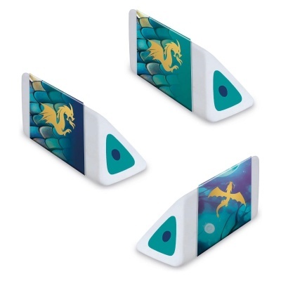 Borrachas triangulares brancas com padrão azul verde e dragões dourados