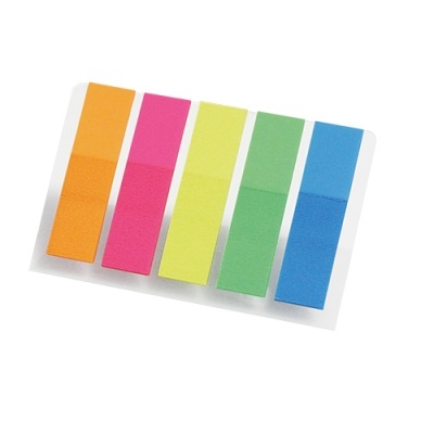 Marcadores autocolantes coloridos em cinco cores numa base branca.