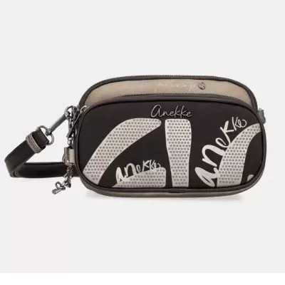 Bolsa de ombro Anekke preta e bege com tachas prateadas e alça ajustável