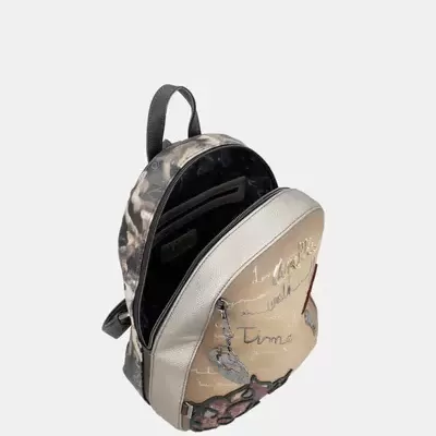 mochila camuflada com frontal dourado e bordados
