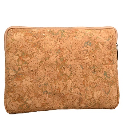 Capa para portátil em cortiça castanha clara com fecho de correr