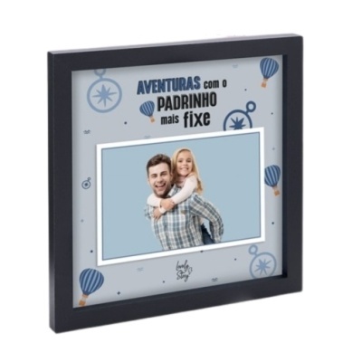 Moldura fotográfica preta quadrada com texto e desenhos azuis e cinzentos