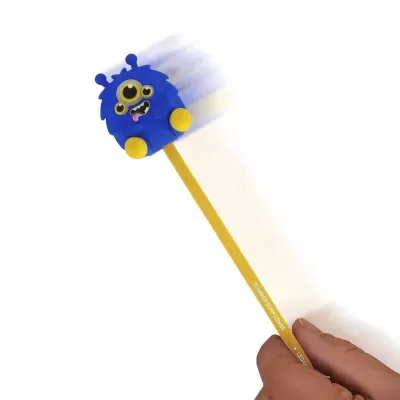 Lápis amarelo com borracha personagem azul