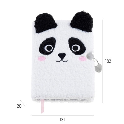 Agenda com capa felpuda com desenho de panda em branco e preto