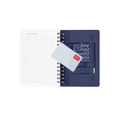 Livro de apontamentos azul-escuro com capa, elástico e bolso transparente