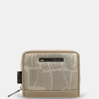 Carteira bege e camel com padrão texturado e fecho metálico