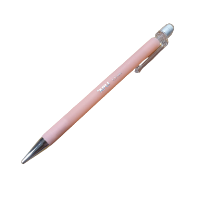 Caneta esferográfica rosa com clip transparente e texto branco no corpo